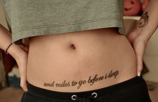 tatuajes para mujer en el abdomen